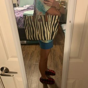 Dooney & Bourke large purse